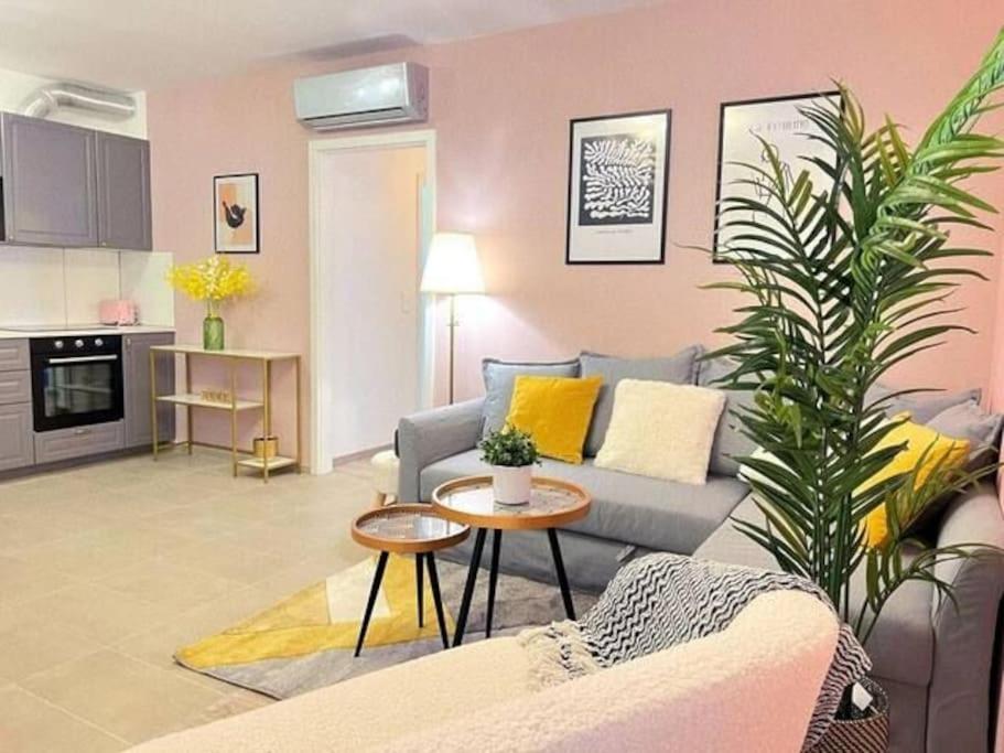 B104 - Liberty Bridge Lovely Home With Free Parking Budapest Eksteriør bilde