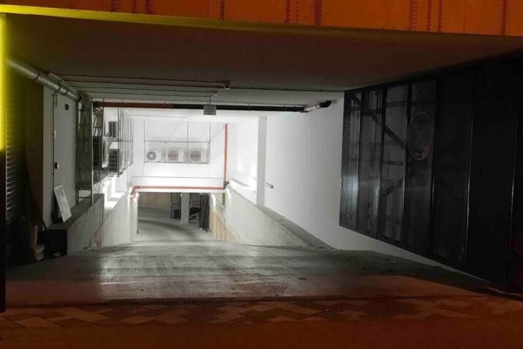 B104 - Liberty Bridge Lovely Home With Free Parking Budapest Eksteriør bilde