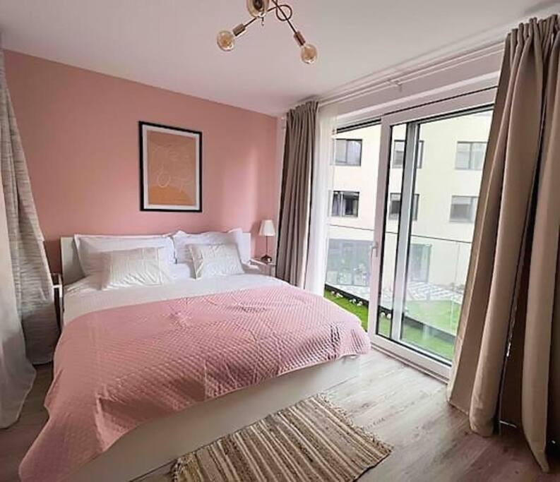 B104 - Liberty Bridge Lovely Home With Free Parking Budapest Eksteriør bilde