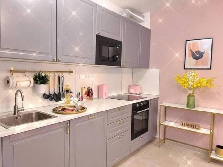 B104 - Liberty Bridge Lovely Home With Free Parking Budapest Eksteriør bilde
